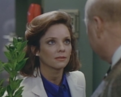Angus MacGyver Trucs et Astuces - 3x11 Ultime Exp�rience - Sandra Milhouse, la chercheuse responsable de cette bact�rie